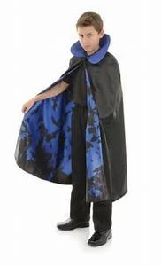 Underwraps Costuming Separates Bat Lining Cape (Child) 3 Underwraps Costuming Separates Bat Lining Cape (Child)