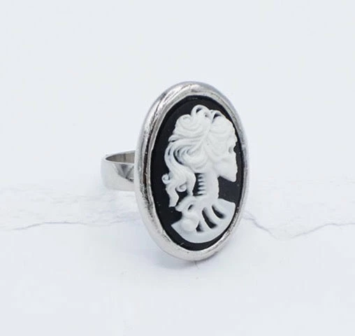 Fizz Jewelry Bone Lolita Cameo Ring 3 Fizz Jewelry Bone Lolita Cameo Ring