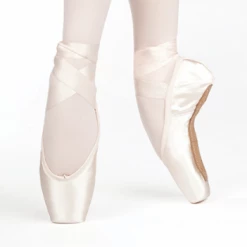 Pointe Shoes Almaz By Russian Pointe