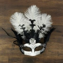 Zucker Embellishments Ostrich Feather (White)